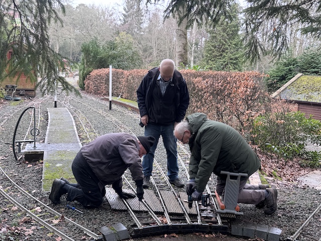 phildavedinglycrossing